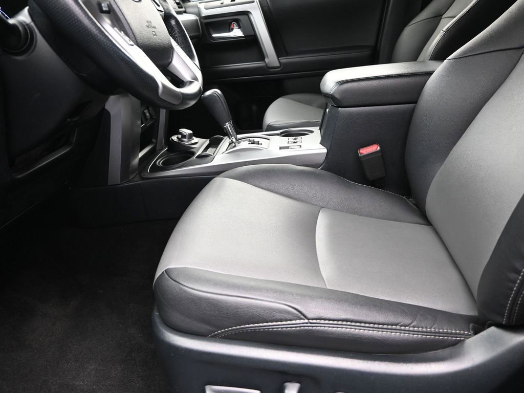 Used 2024 Toyota 4Runner SR5 Premium image 13