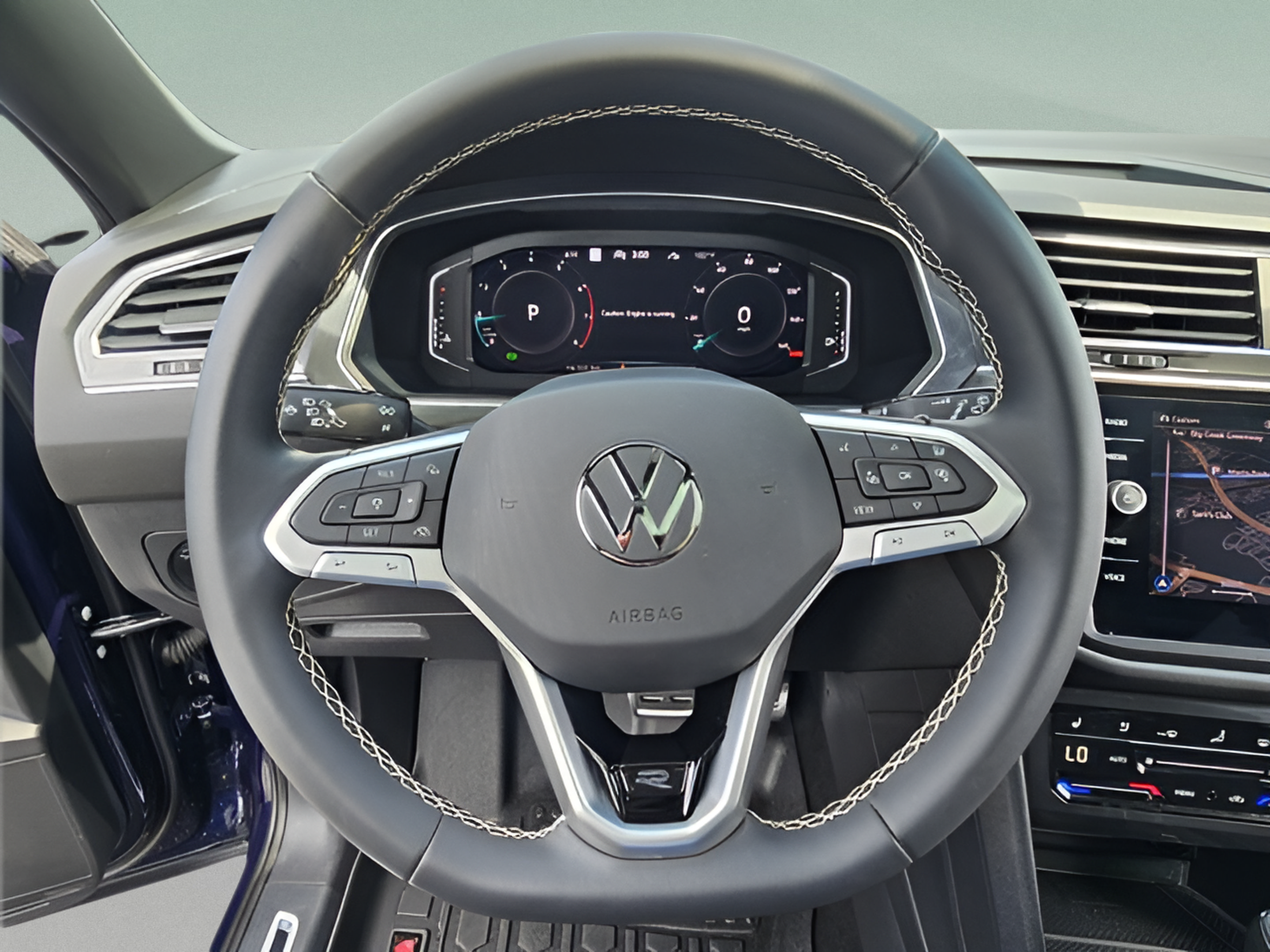 Used 2023 Volkswagen Tiguan SEL R-Line AWD/4WD image 22