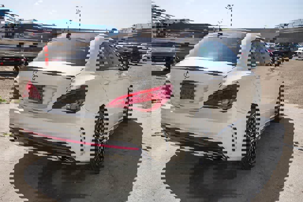 Used 2018 Mercedes-Benz CLA 250 image 9