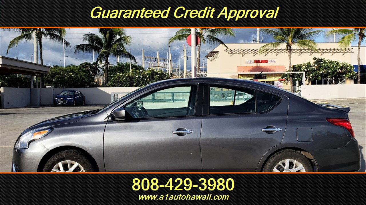 Used 2018 Nissan Versa SV w/ SV Special Edition FWD image 2