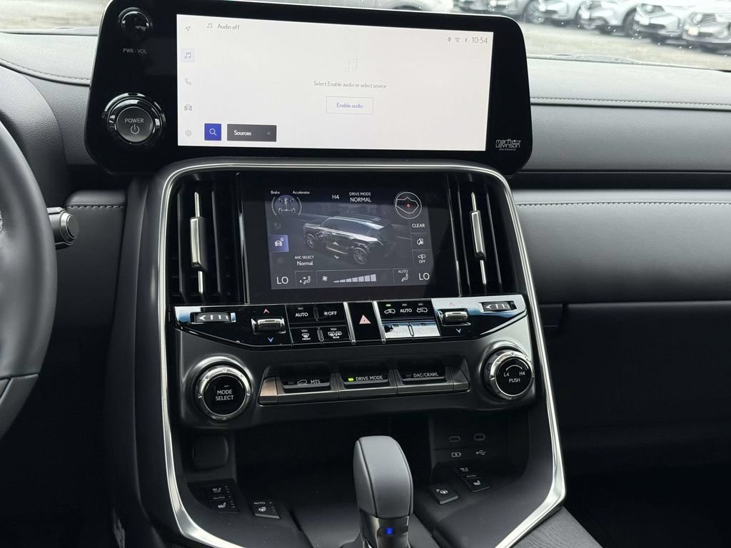 New 2026 Lexus LX 700h Luxury AWD/4WD image 14