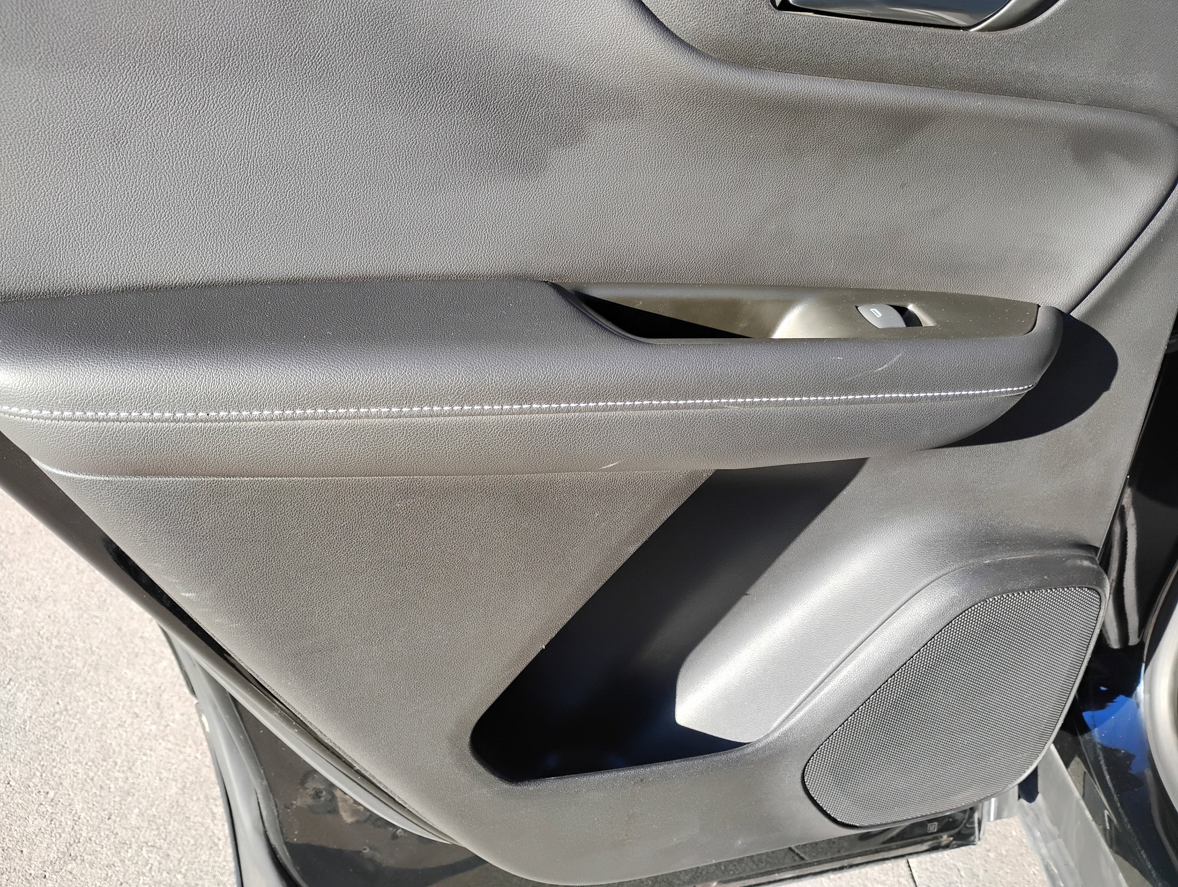 Used 2023 Chevrolet Blazer LT w/ Convenience Package image 16