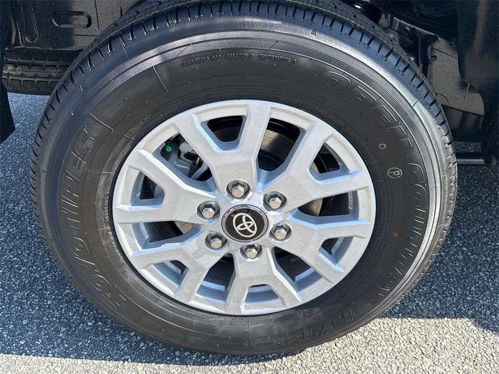 New 2025 Toyota Tacoma SR5 image 17