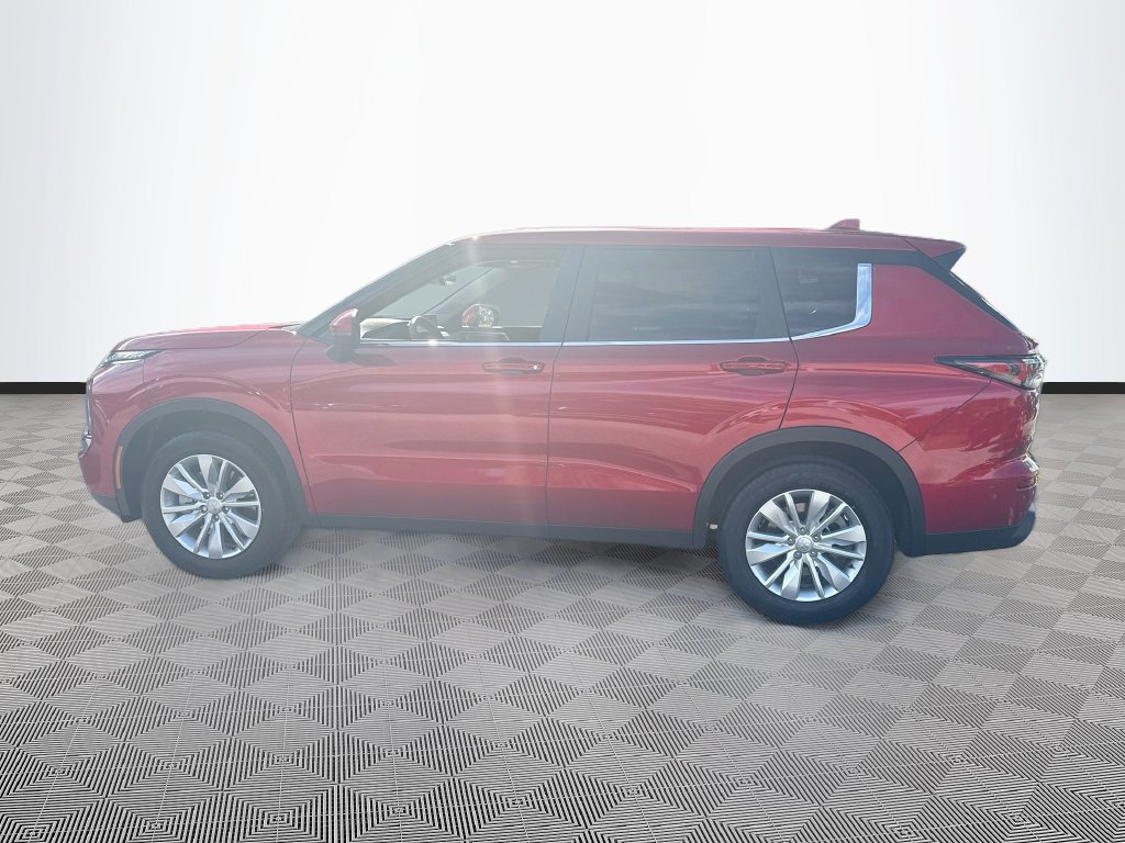 New 2026 Mitsubishi Outlander ES FWD image 8