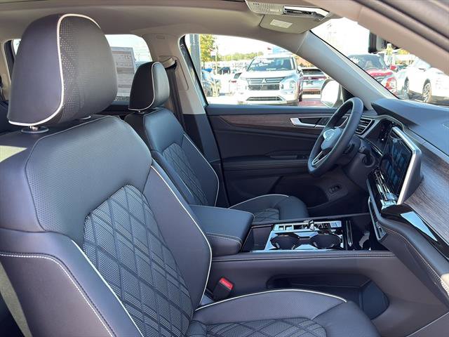 New 2026 Volkswagen Atlas SEL Premium R-Line image 9