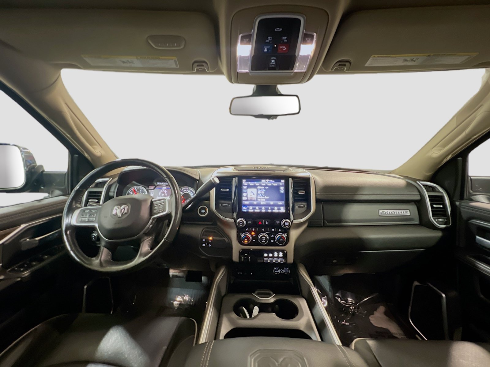 Used 2019 RAM 2500 Laramie AWD/4WD image 16