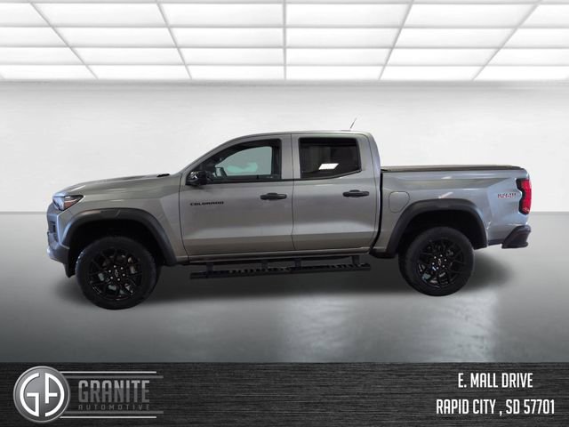 Used 2024 Chevrolet Colorado Trail Boss w/ LPO, Dark Essentials Package AWD/4WD image 2