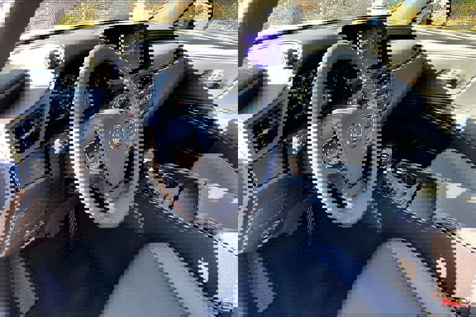 Used 2023 Lexus ES 350 image 16