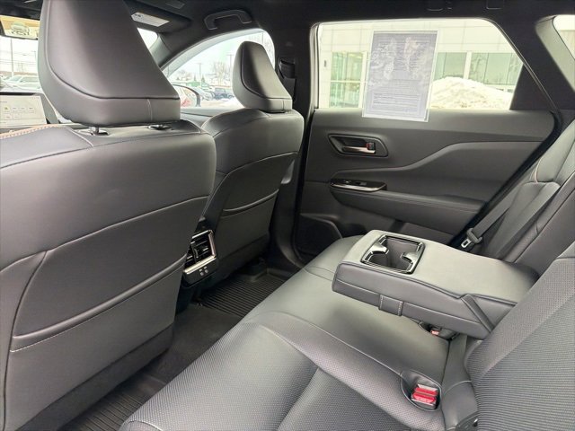 Certified 2025 Toyota Crown Signia XLE image 39