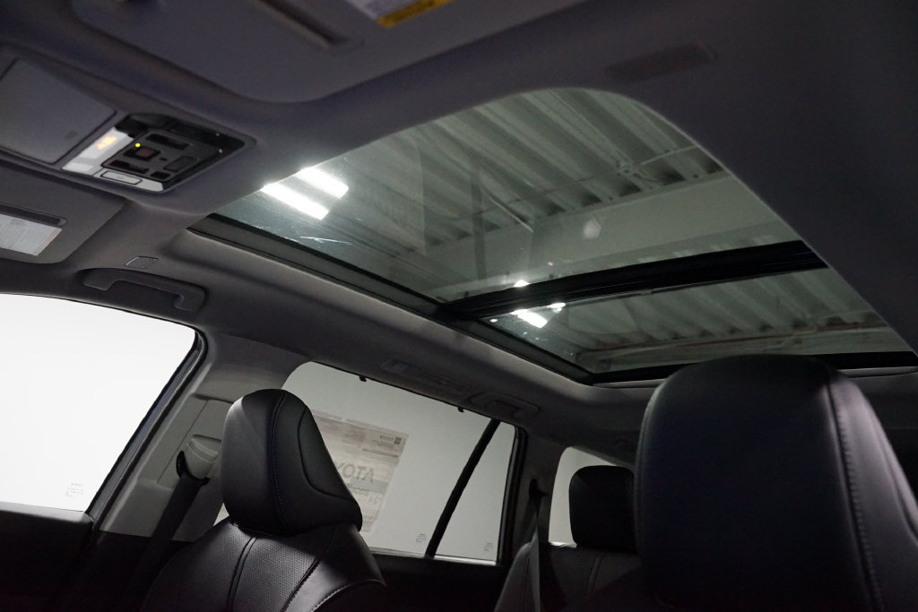 New 2026 Toyota Grand Highlander FWD image 36