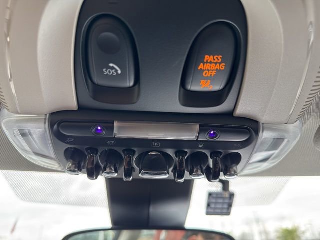 Used 2019 MINI Cooper S w/ Signature Upholstery Package image 20