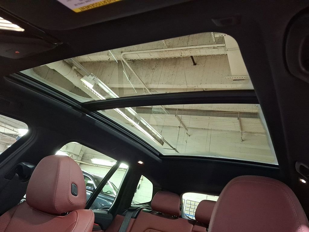 Certified 2024 BMW X3 M40i w/ Premium Package image 11