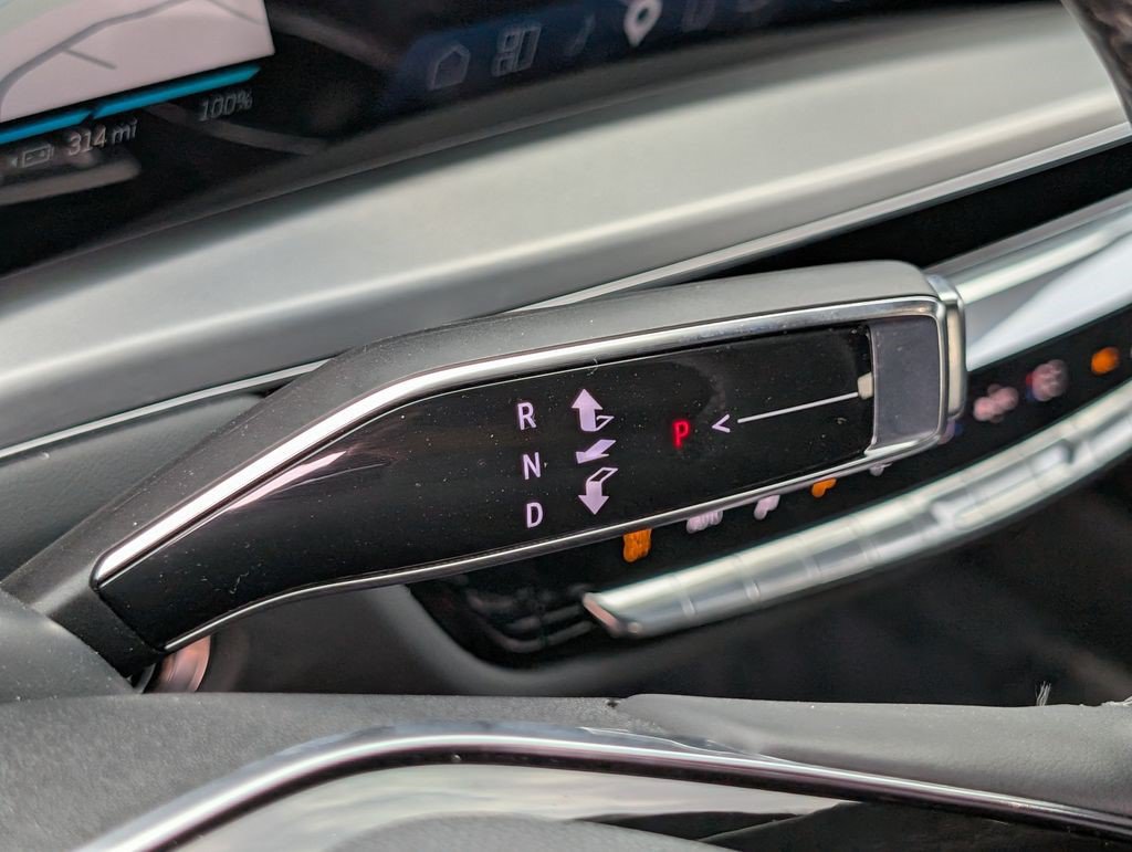Certified 2024 Cadillac Lyriq Sport AWD/4WD image 23