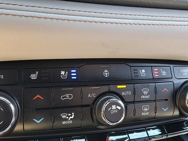 Used 2022 Dodge Durango R/T AWD/4WD image 28