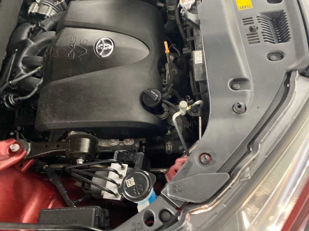 Used 2019 Toyota Highlander SE AWD/4WD image 36
