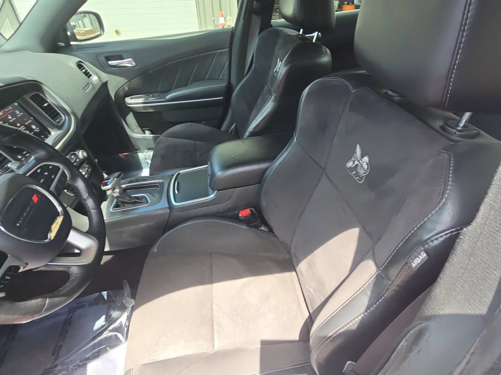 Used 2018 Dodge Charger R/T Scat Pack w/ Dynamics Package RWD image 15