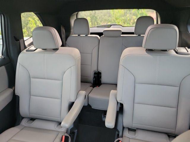 Used 2024 GMC Acadia Elevation FWD image 13