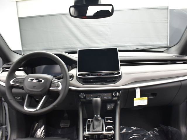 New 2026 Jeep Compass Limited w/ Sun, Sound & Navigation Group AWD/4WD image 9