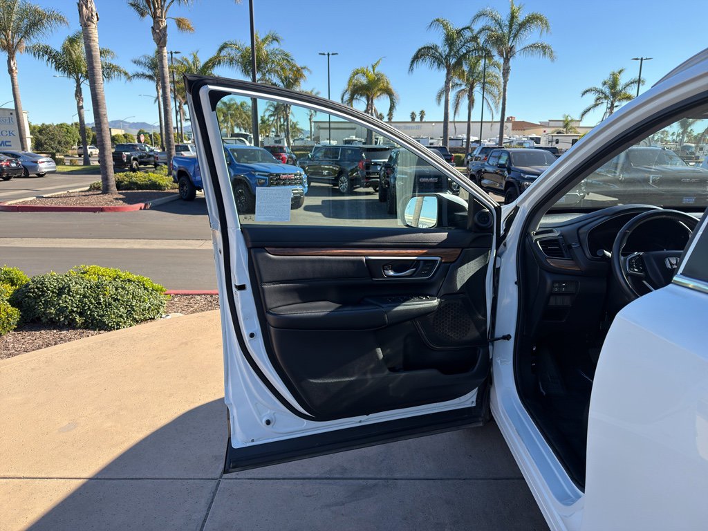 Used 2020 Honda CR-V Touring image 11