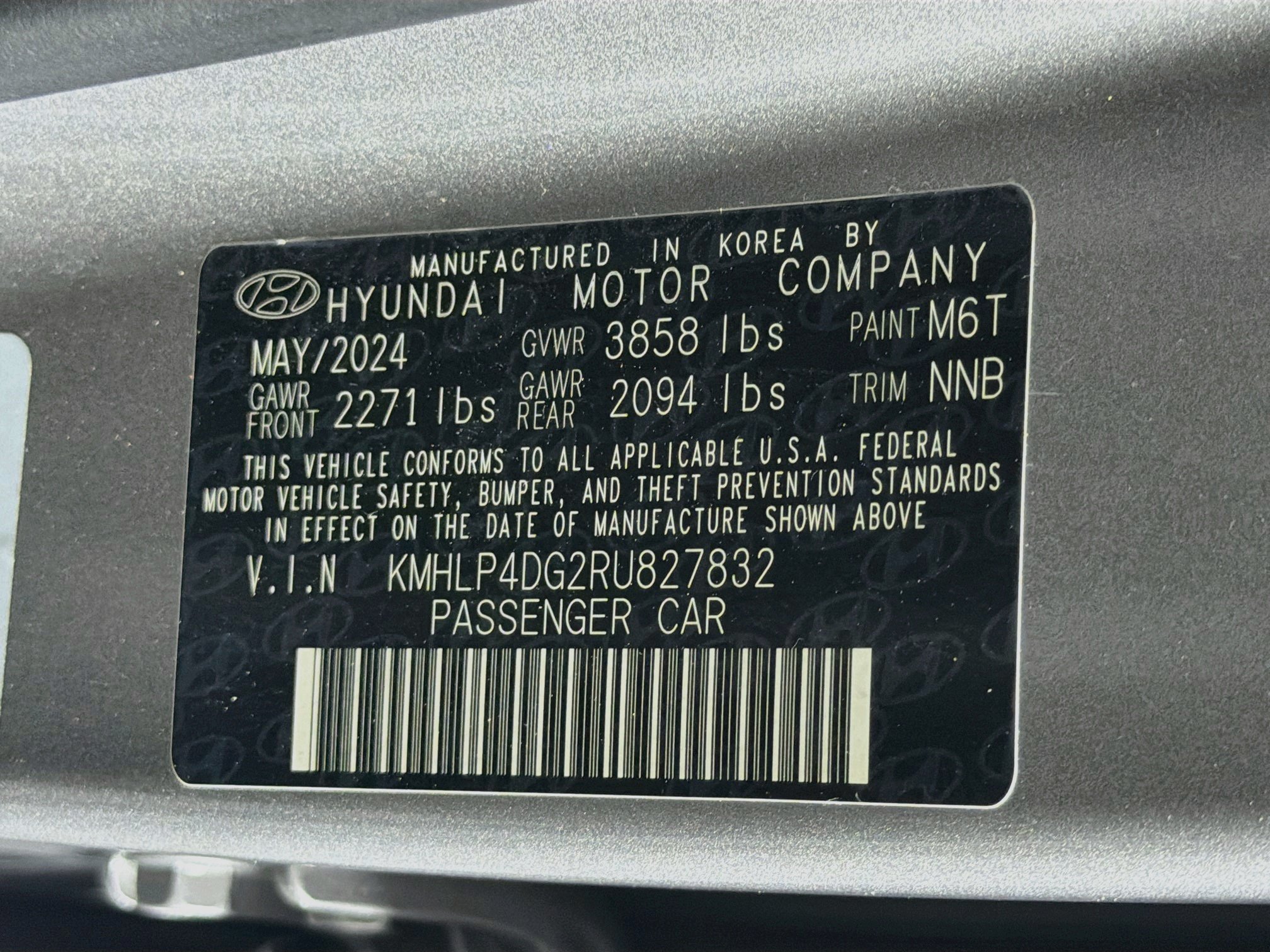 Used 2024 Hyundai Elantra Limited FWD image 12