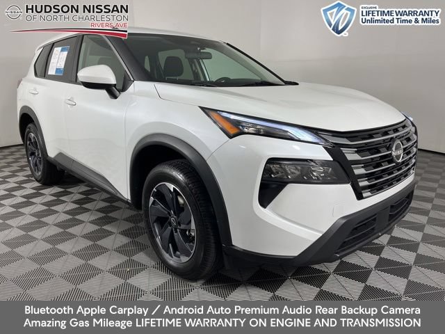 Used 2024 Nissan Rogue SV FWD image 1