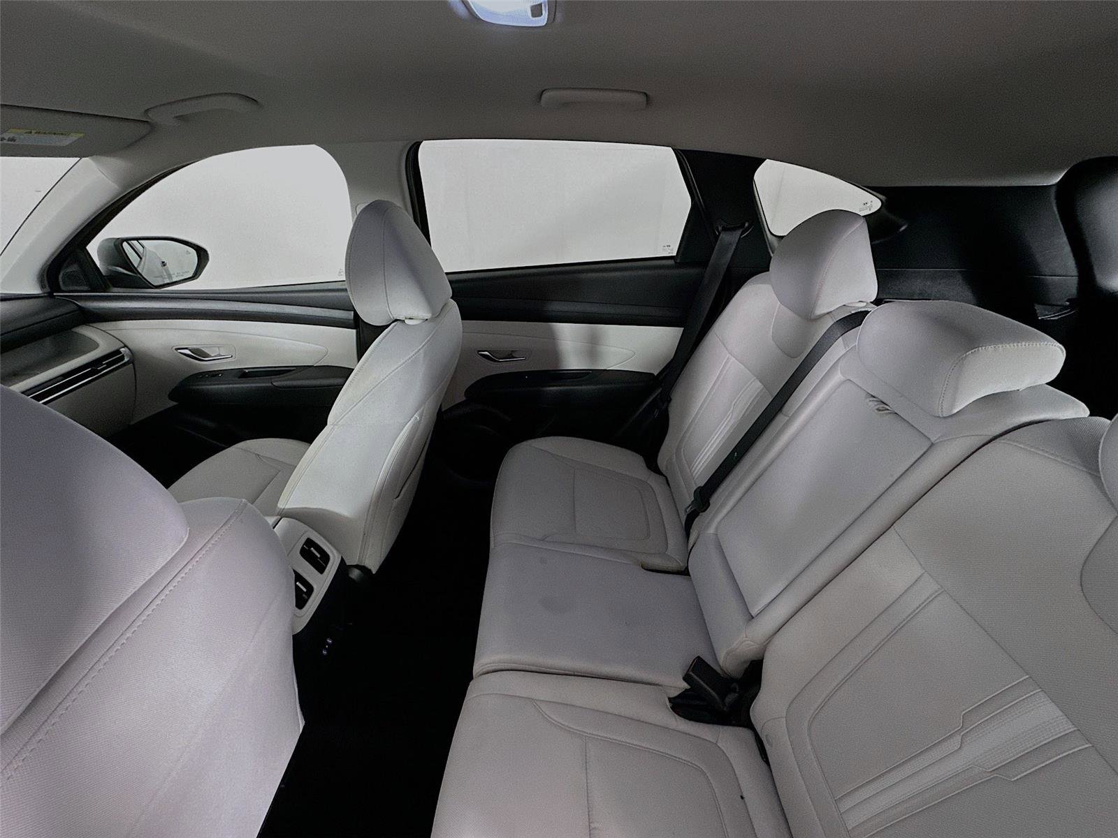 Used 2025 Hyundai Tucson SEL image 11