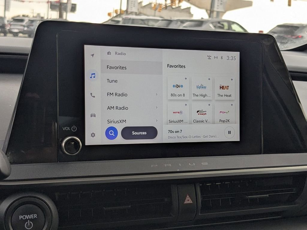 Used 2025 Toyota Prius LE image 20