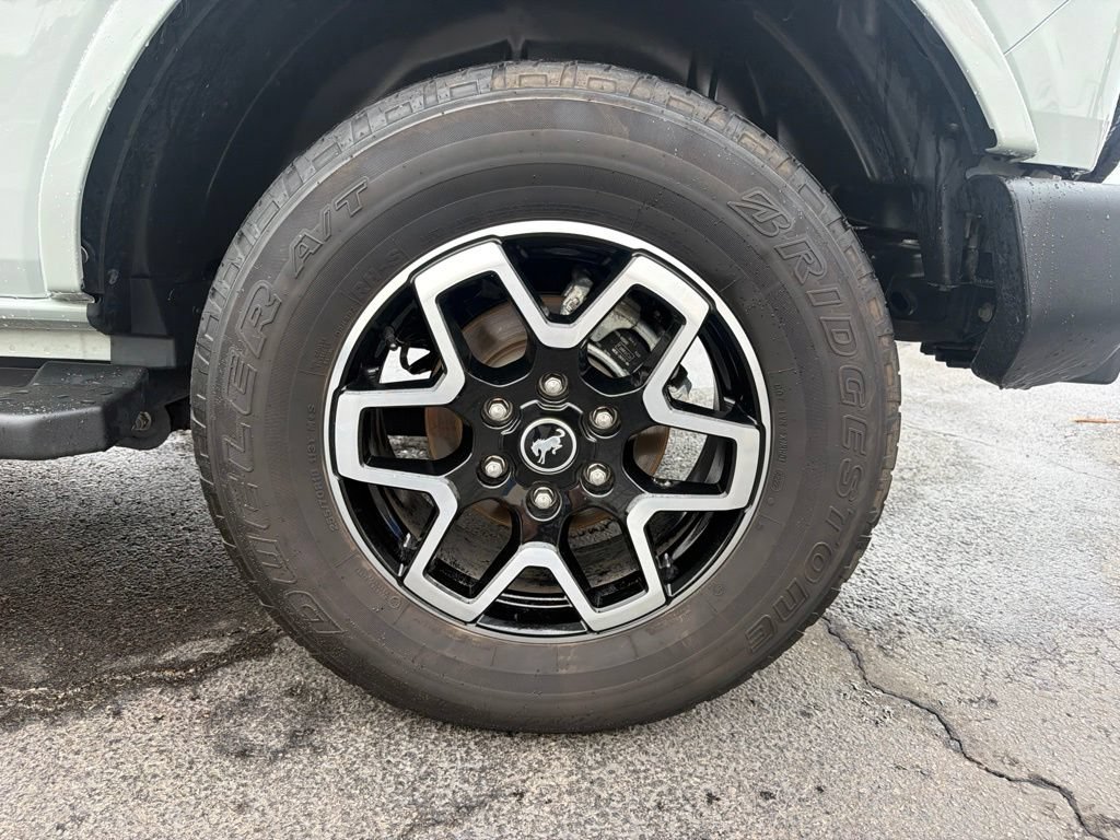Used 2023 Ford Bronco Outer Banks AWD/4WD image 47