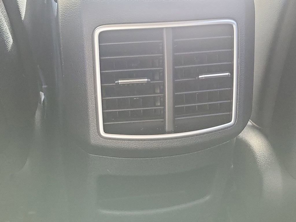 Used 2023 Kia Sportage EX image 27