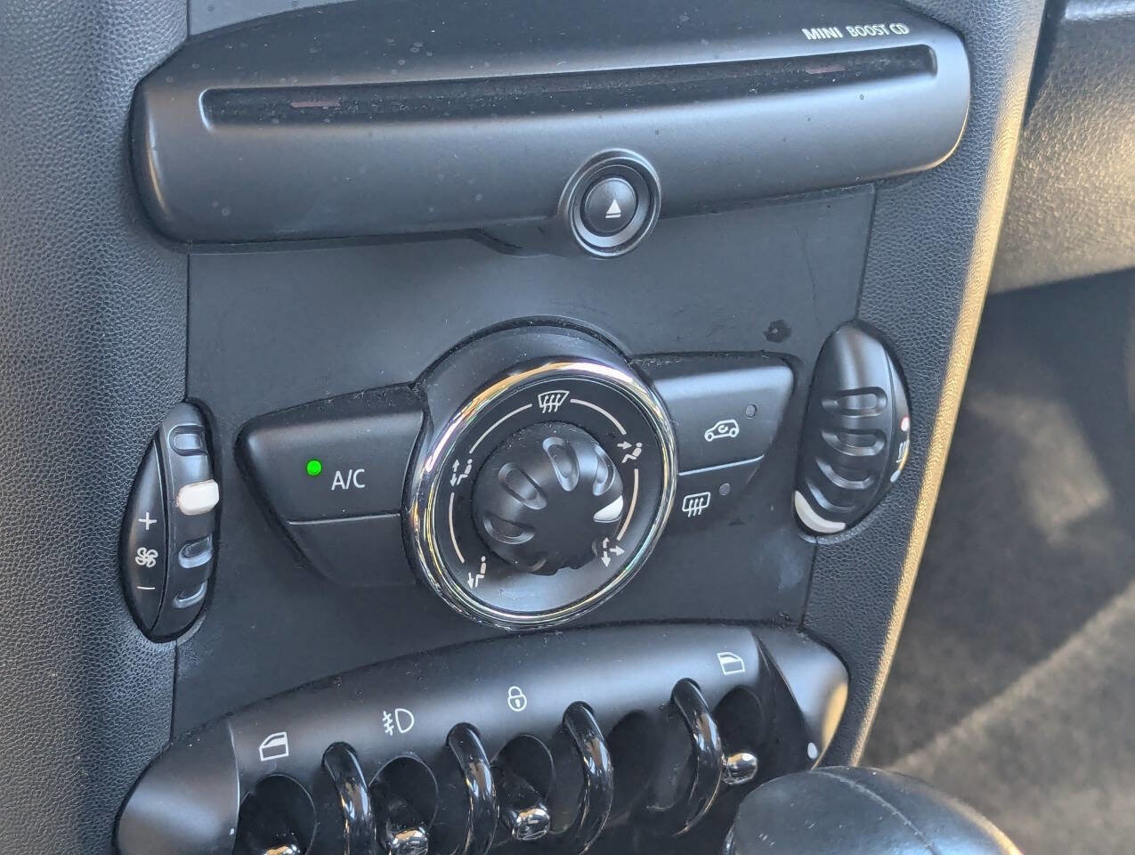 Used 2013 MINI Cooper Clubman S image 29