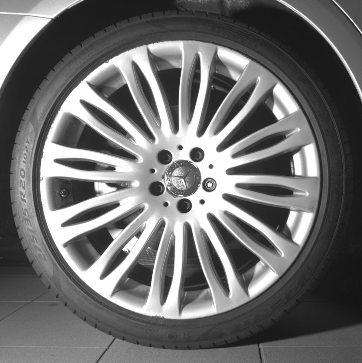 Used 2015 Mercedes-Benz S 550 Sedan image 15