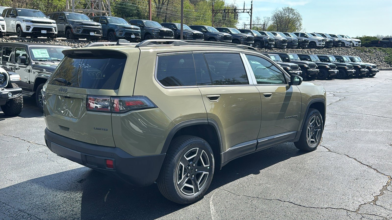 New 2026 Jeep Cherokee Limited AWD/4WD image 8