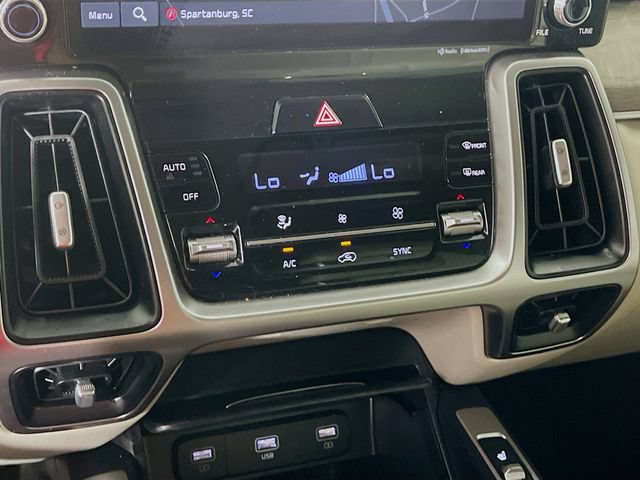 Used 2022 Kia Sorento S w/ Panoramic Sunroof Package AWD/4WD image 17