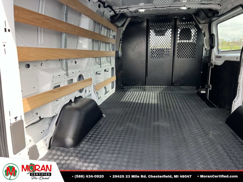 Used 2024 Ford Transit 250 Low Roof AWD w/ Exterior Upgrade Package image 11