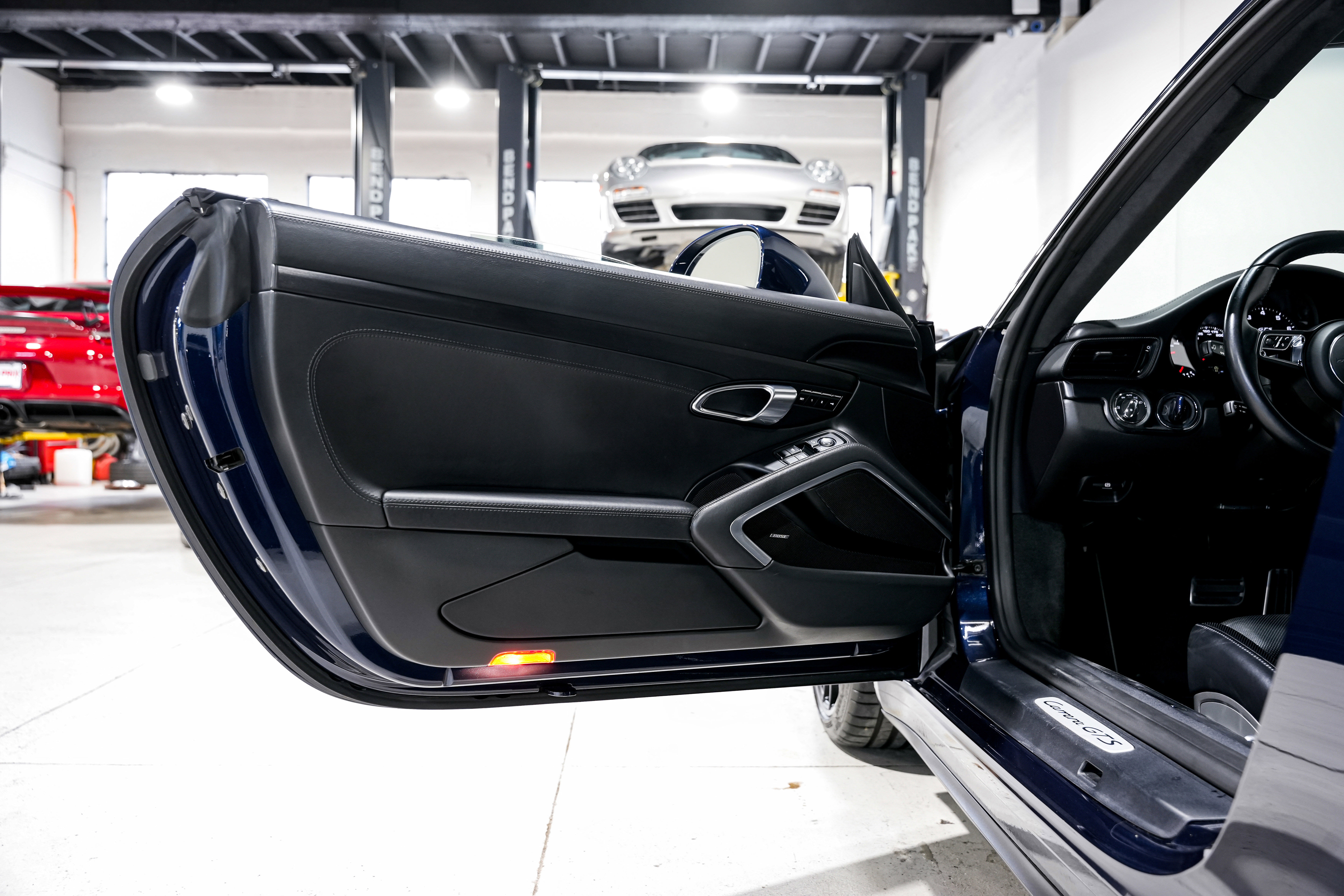 Used 2019 Porsche 911 Carrera GTS RWD image 29