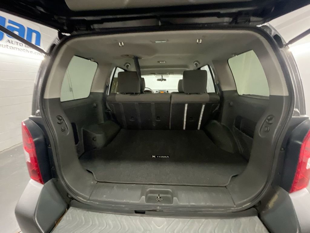 Used 2012 Nissan Xterra S image 21
