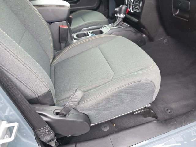 Used 2025 Jeep Wrangler Unlimited Sahara w/ Safety Group image 42