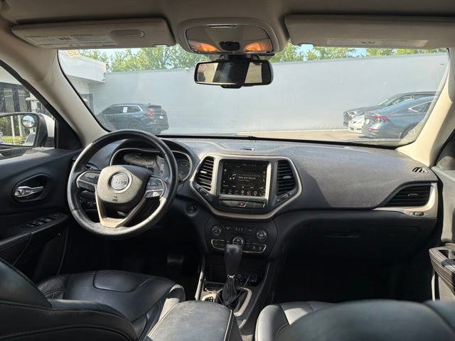 Used 2015 Jeep Cherokee Limited FWD image 14