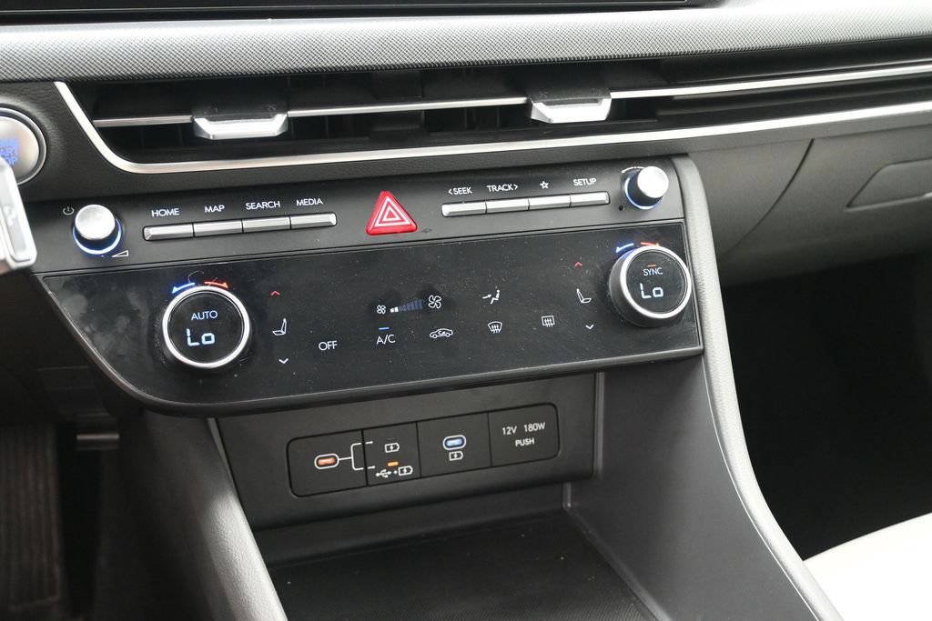 Used 2024 Hyundai Sonata SEL FWD image 17