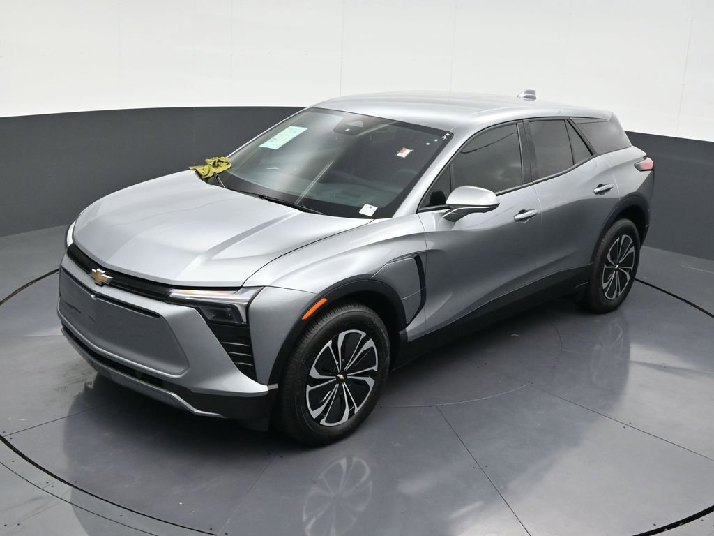 Used 2025 Chevrolet Blazer EV LT image 17