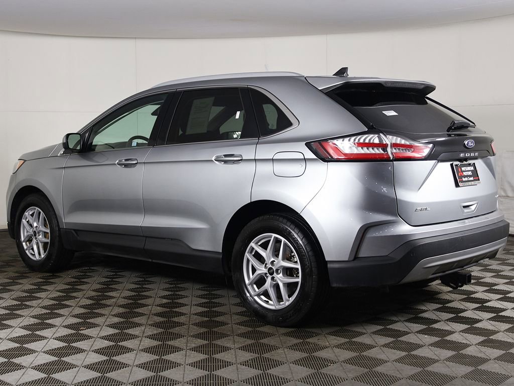 Used 2024 Ford Edge SEL w/ Convenience Package image 7