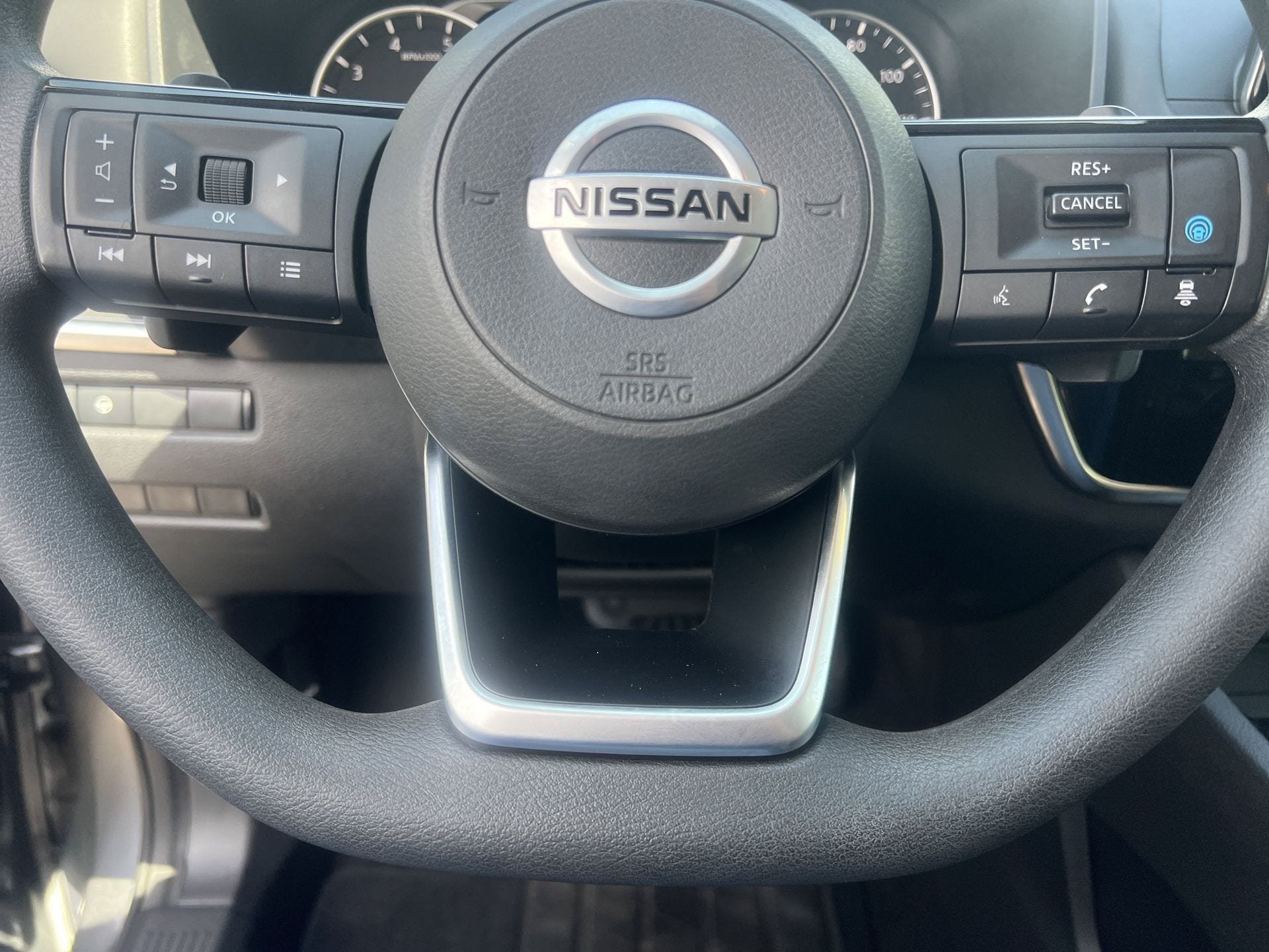Used 2021 Nissan Rogue SV AWD/4WD image 8