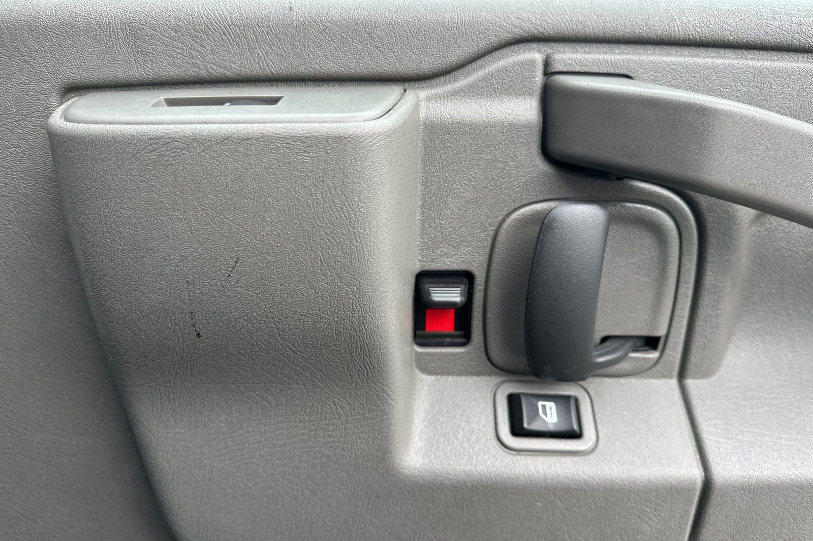 Used 2023 Chevrolet Express 2500 w/ Driver Convenience Package image 16