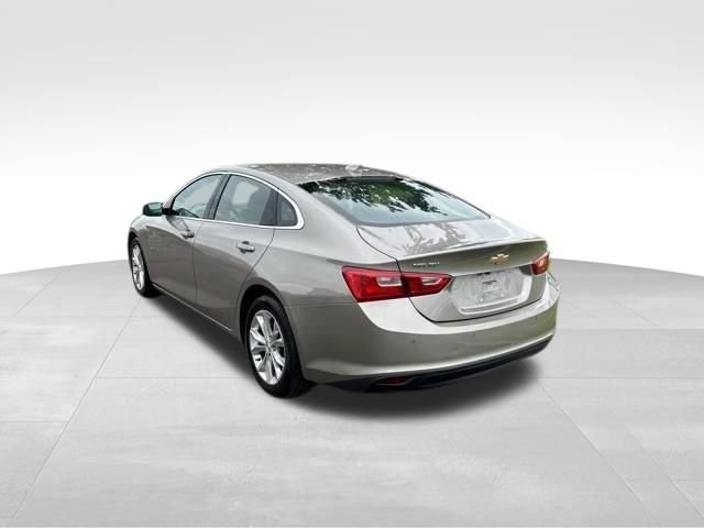 Used 2023 Chevrolet Malibu LT w/ Driver Confidence Package FWD image 5