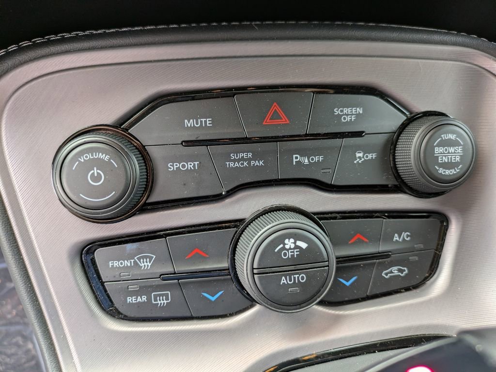 Used 2023 Dodge Challenger R/T w/ Plus Package image 18