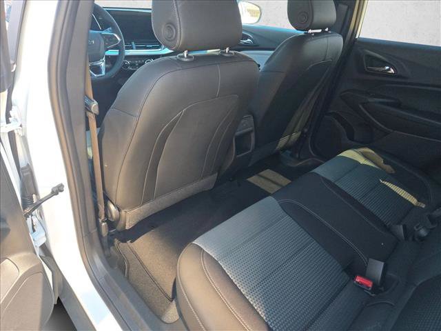 New 2026 Chevrolet Trax LT w/ Driver Confidence Package FWD image 10