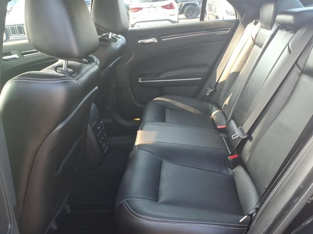 Certified 2023 Chrysler 300 S w/ Comfort Group RWD image 17