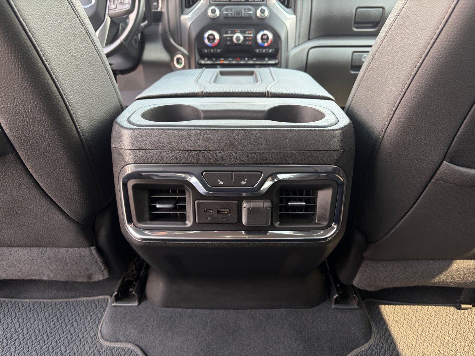 Used 2020 GMC Sierra 3500 Denali w/ Denali Ultimate Package AWD/4WD image 32