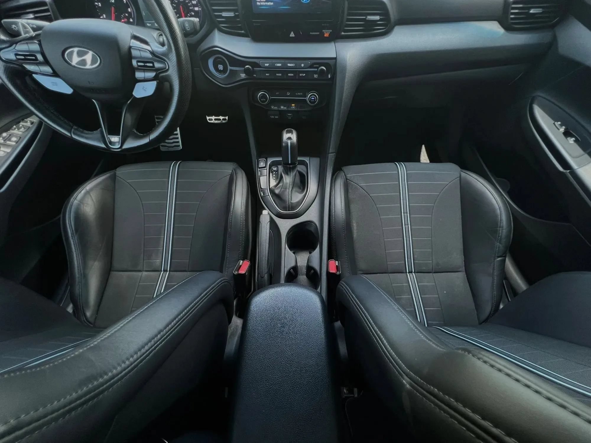 Used 2022 Hyundai Veloster N FWD image 26