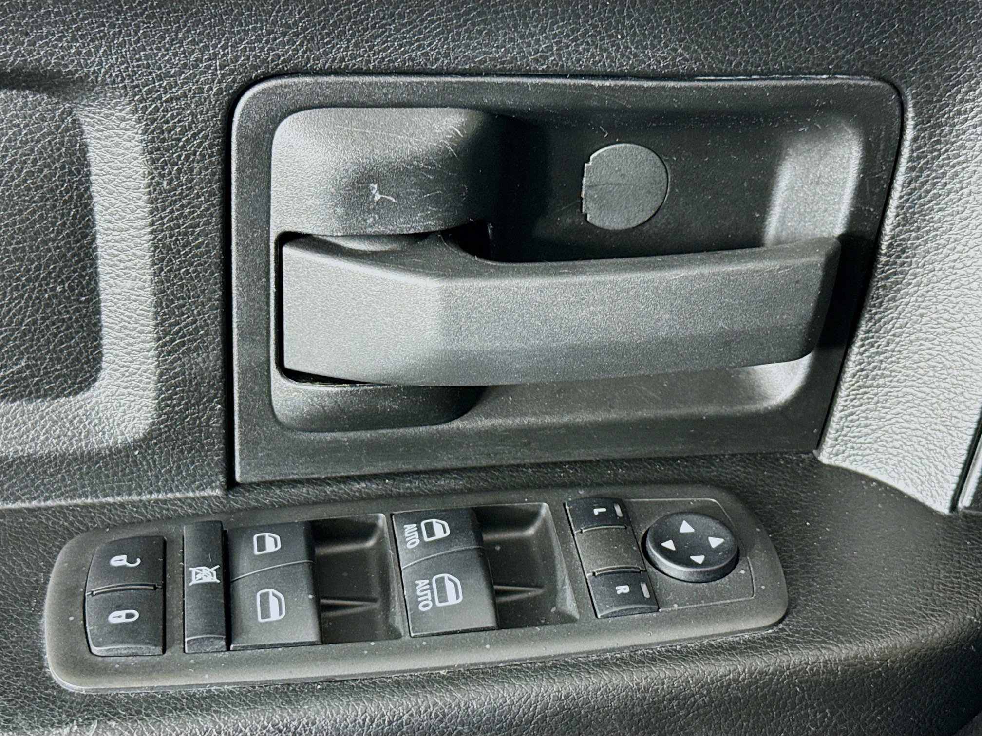 Used 2021 RAM 1500 Tradesman w/ Chrome Plus Package image 22